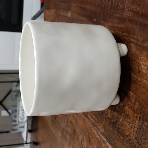 Rae Dunn "GARDEN" jar - Picture 2 of 6